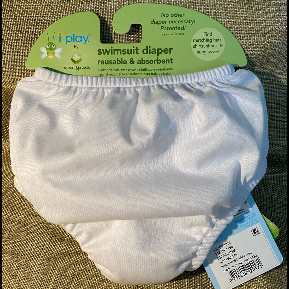 I play swimsuit diaper. NWT